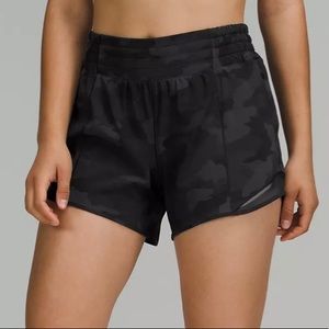 LULULEMON HIGH RISE HOTTY HOT SHORT-CAMO